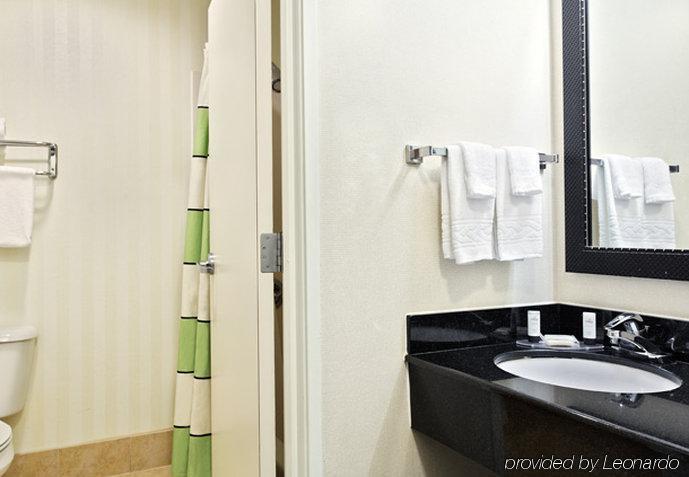 Fairfield Inn And Suites Mobile Rom bilde